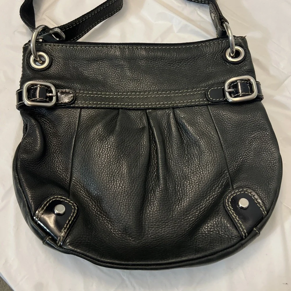 Fossil Hobo Pebbled Crossbody Shoulder Bag Purse‎ Tote Black Leather 12 X 11 X 2